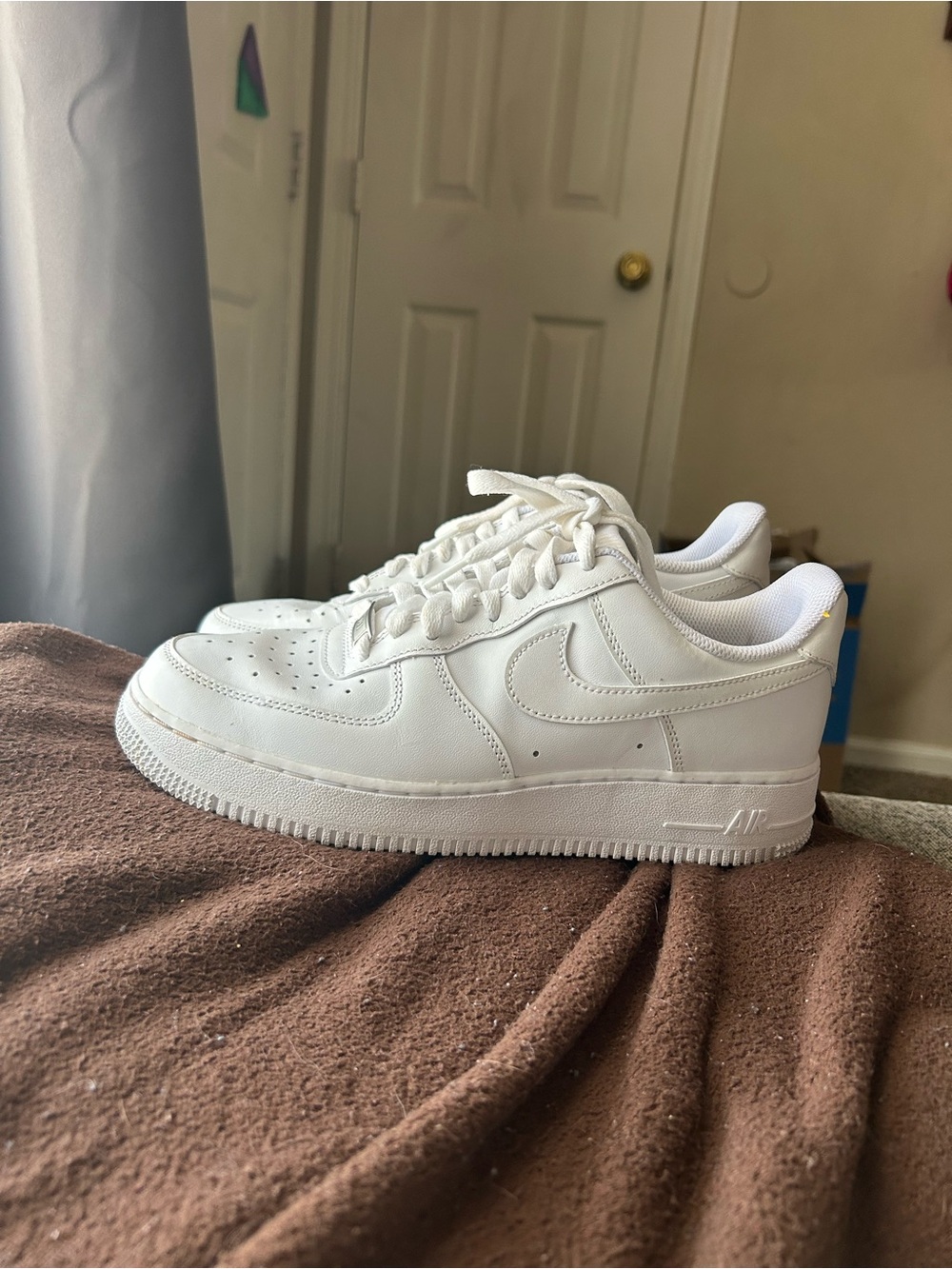 Nike Air Force 1 White Sneakers